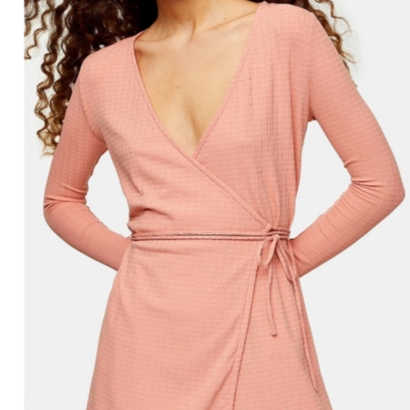 TOPSHOP Long Sleeve Seersucker Wrap… - Picture 5 of 9